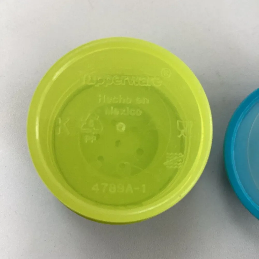 Tupperware Midget Shakers Salt Pepper Spice Storage Blue Green 4789 Vintage